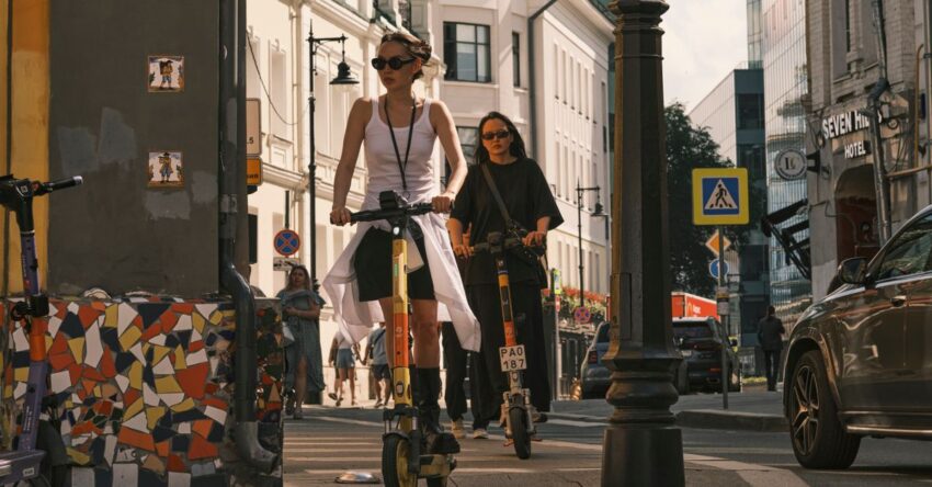 Kukirin A1 elektromos roller: miért ez a városi közlekedés jövője?
